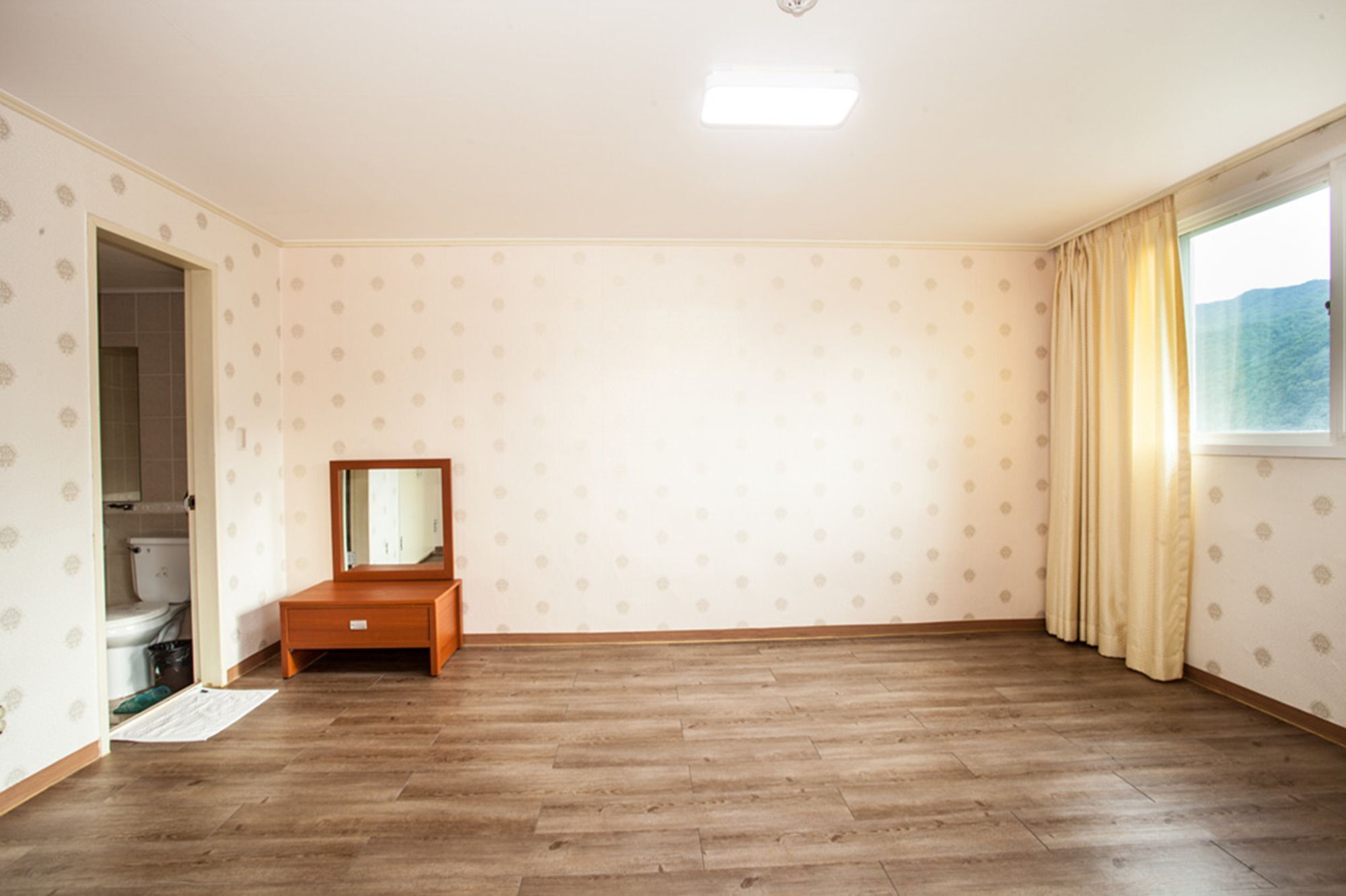 Muju Ilsung Condo מראה חיצוני תמונה